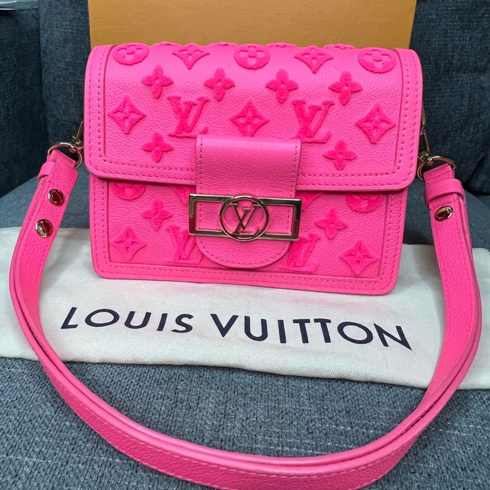 Louis Vuitton Dauphine PM monogram Neon Tuffetage bag - Picture 8 of 12